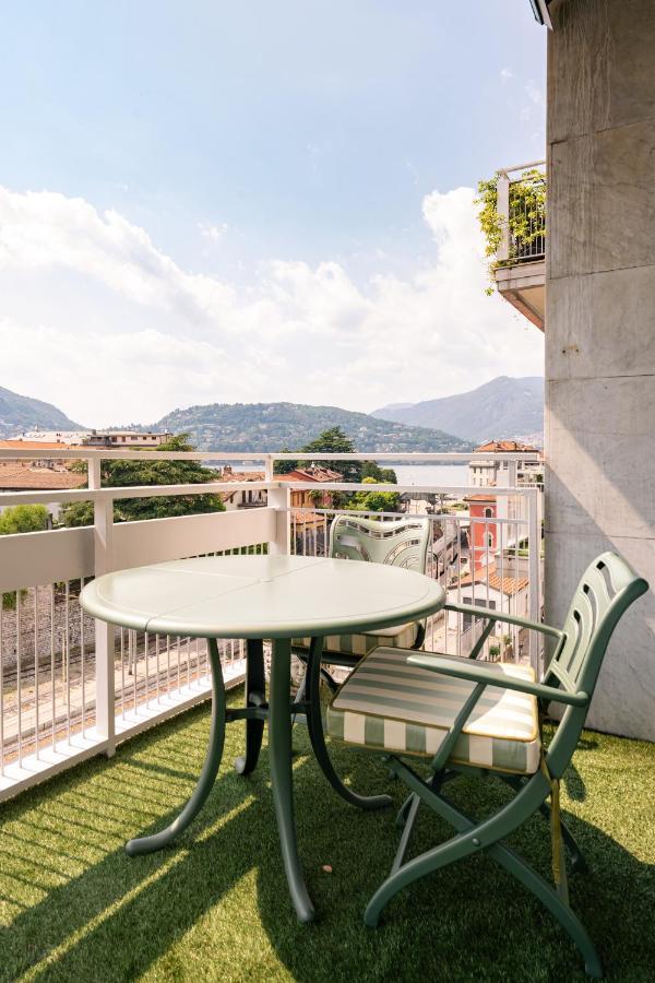 Como City View Apartment Bagian luar foto